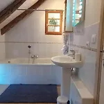 Holiday home L'ecrin Du Val De Louyre Avec Piscine Privee Val de Louyre et Caudeau