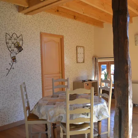 L'ecrin Du Val De Louyre Hébergement de vacances