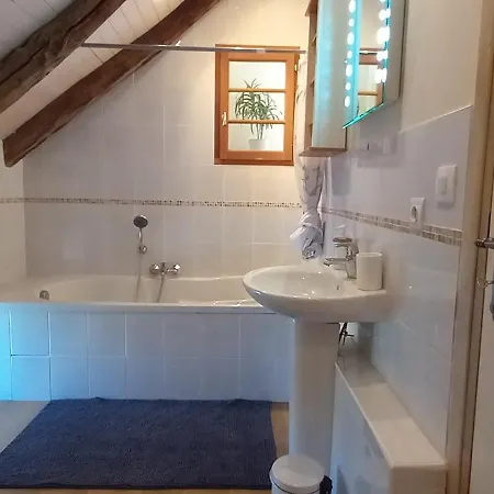 別荘 L'ecrin Du Val De Louyre Avec Piscine Privee Val de Louyre et Caudeau