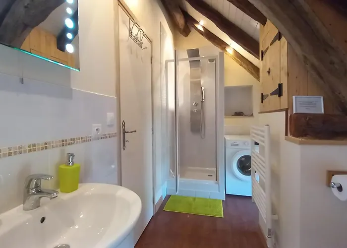 L'ecrin Du Val De Louyre *